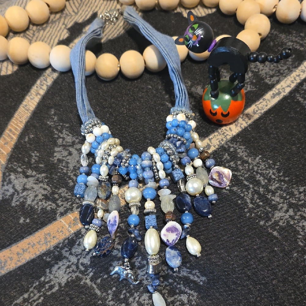 Elegant Blue and White Beaded Necklace